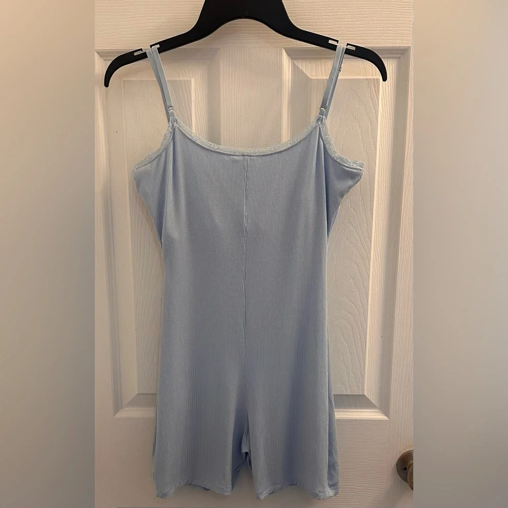 Skims Soft Lounge Lace Onesie in Celeste size Large - Picture 4 of 11